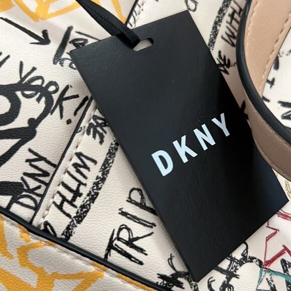 NWT DKNY TILLY‎ GRAFFITI BACKPACK - Picture 8 of 8